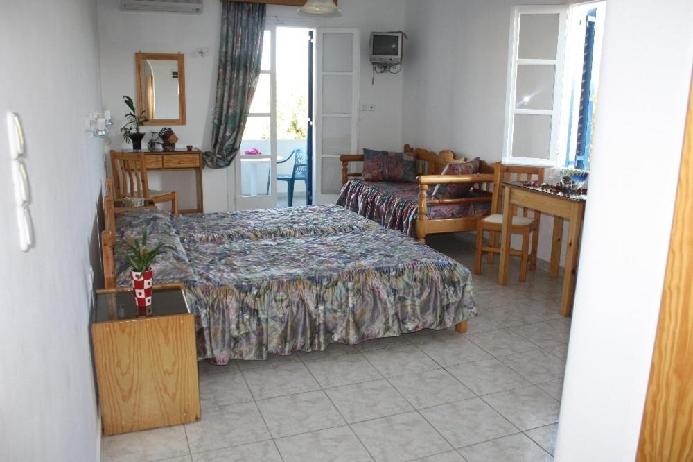 Mavromatis Studios Naxos City Экстерьер фото